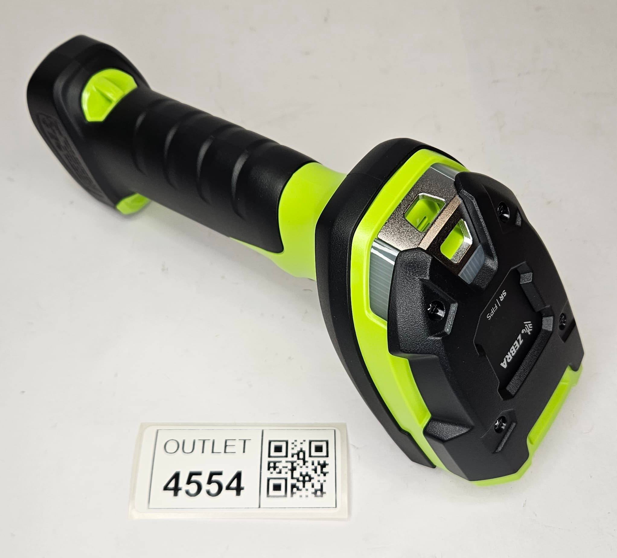 Outlet thumbnail 1